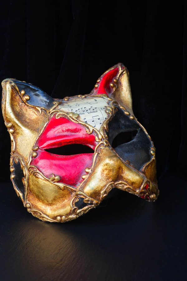 Quelle est la meilleure méthode pour appliquer un masque de nuit pour maximiser les bienfaits du sommeil sur la peau?